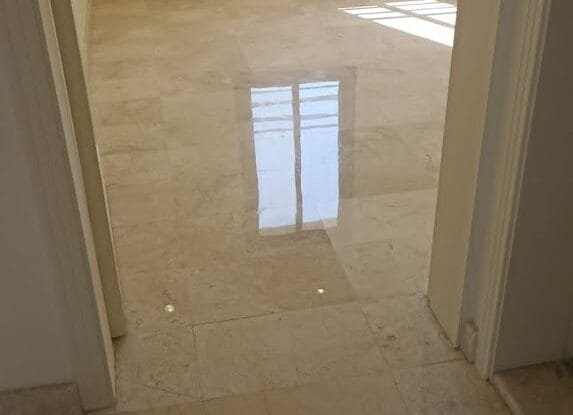 تعرف على عوامل تؤثر على تكلفة جلي الرخام في جدة 1 جلي رخام بجدة